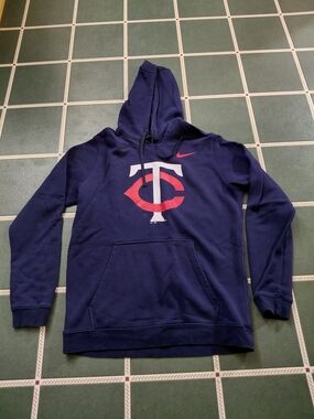 Nike Men’s Navy Blue Minnesota Twins Pullover Hoodie